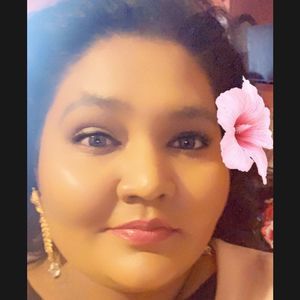 Meet your Posher, Marina